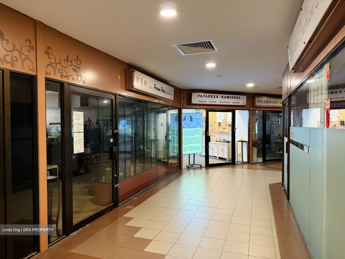 Furama City Centre Singapore (D1), Retail #592470421